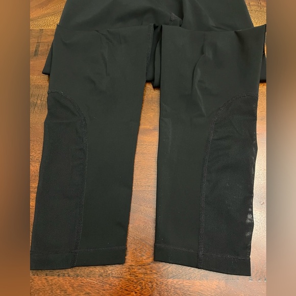 Nike Pro Dri-FIT Mesh Panel Leggings – Size Small | 24” Inseam - Picture 3 of 3